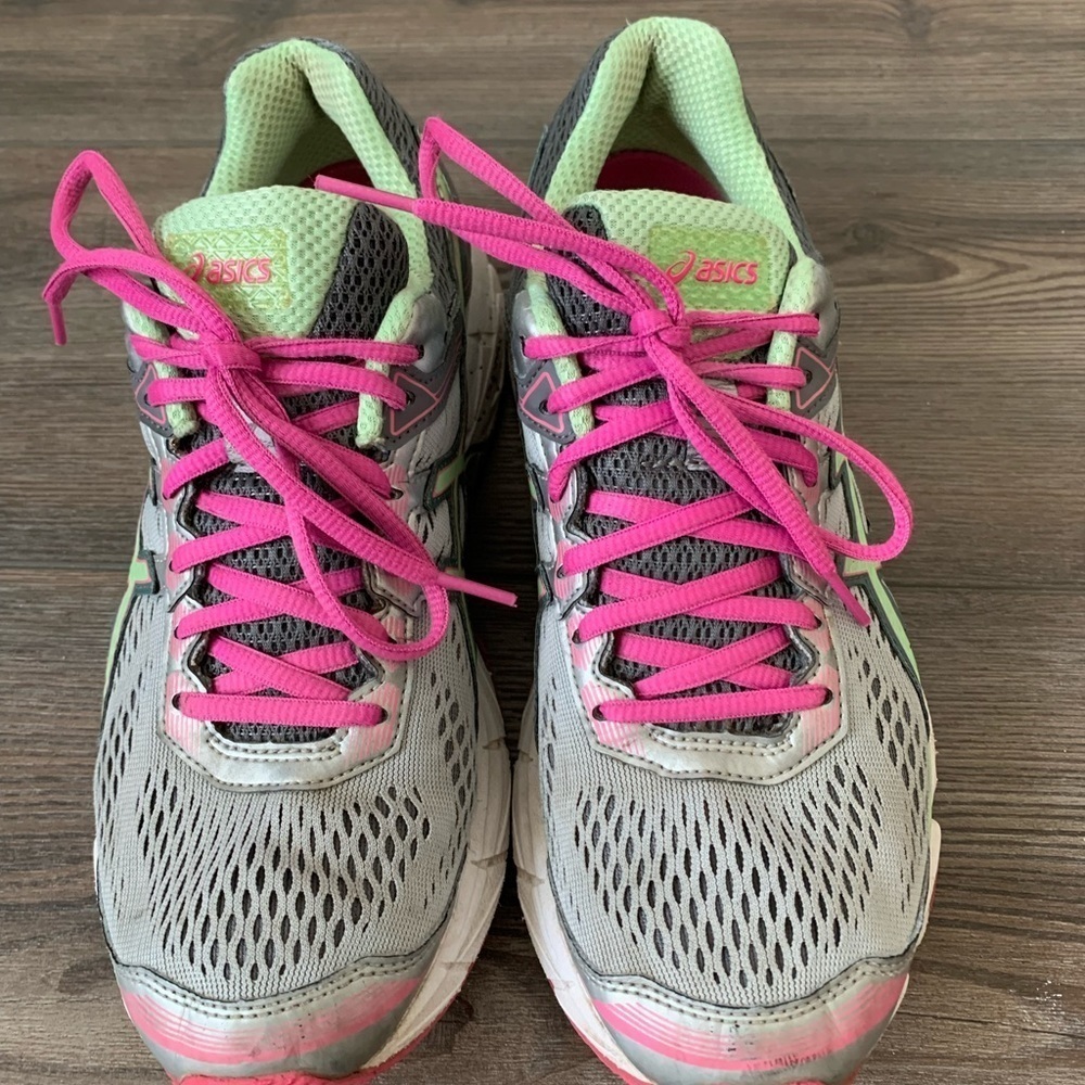 ASICS shoes - Picture 2 of 8